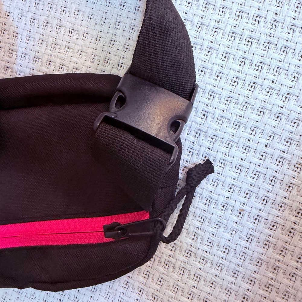 BOCO Gear Waist Pack Women OS Black Retro Rainbow Stripe Sporty Belt Bag Fanny - Picture 11 of 12